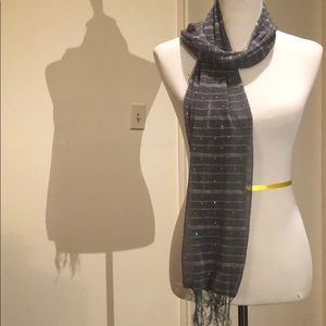 Grey striped disco scarf